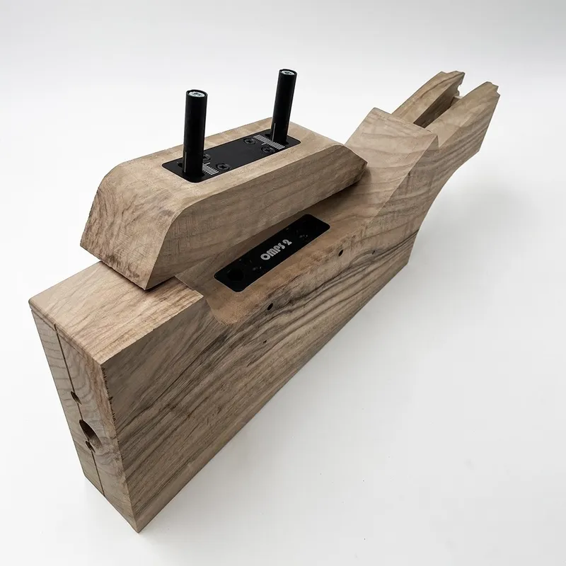Fore-end flange magnet